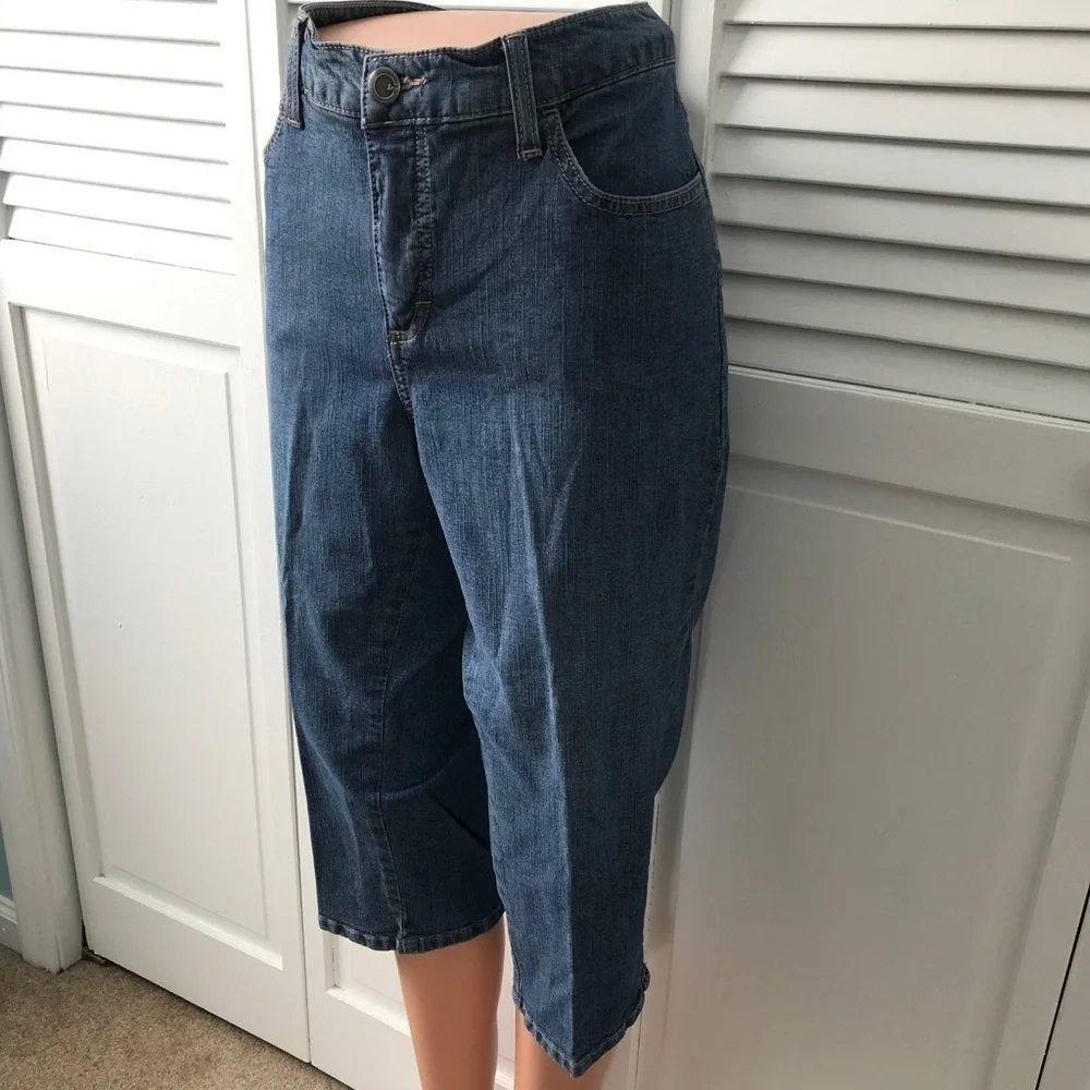 3/$25 Lee Slender Secret Cotton Blend Blue Jeans